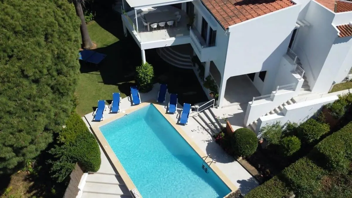 Villa Hibiscus, Great Location In Vilamoura, Lush Green Lawns And Garden Quarteira Holiday home