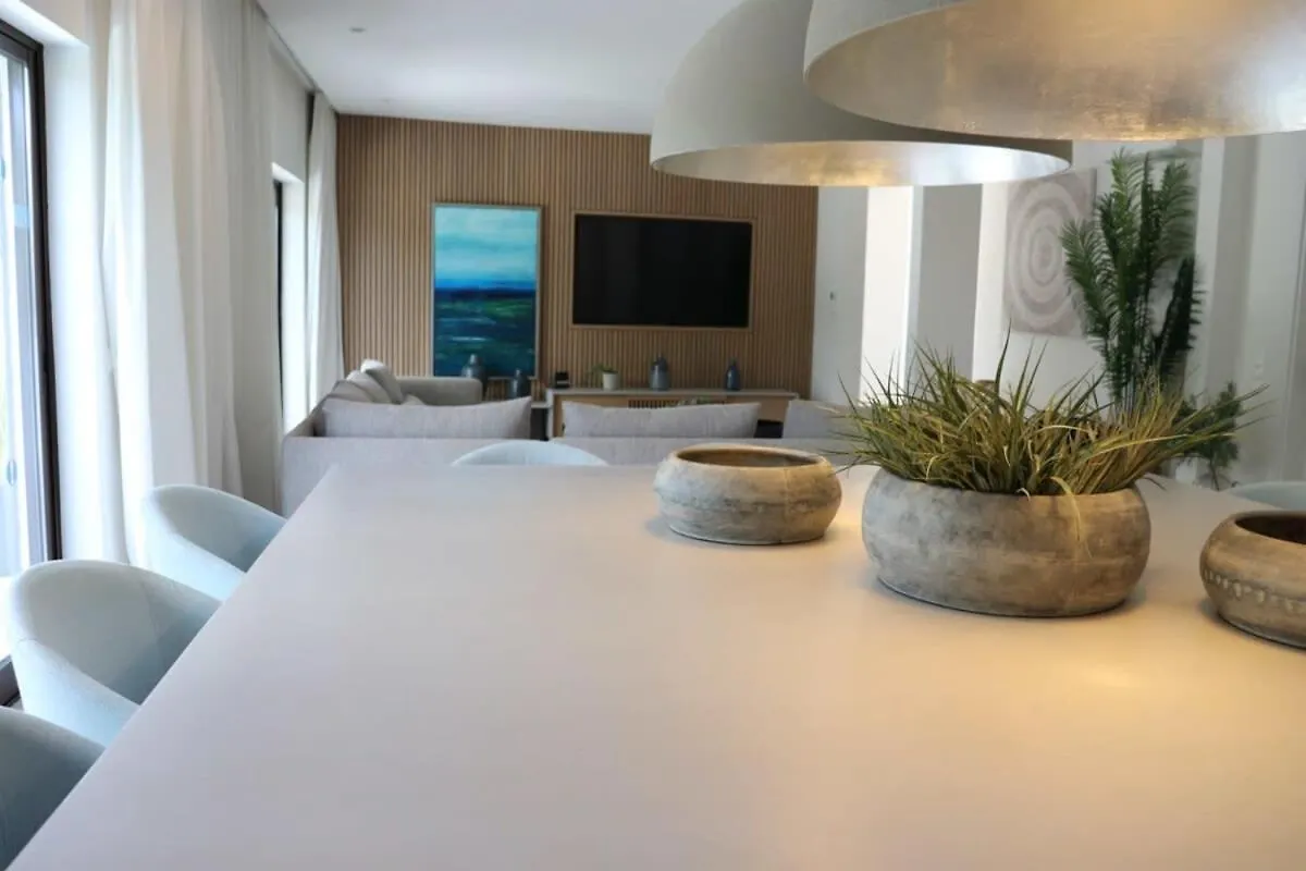 Villa Hibiscus, Great Location In Vilamoura, Lush Green Lawns And Garden Quarteira 0*,