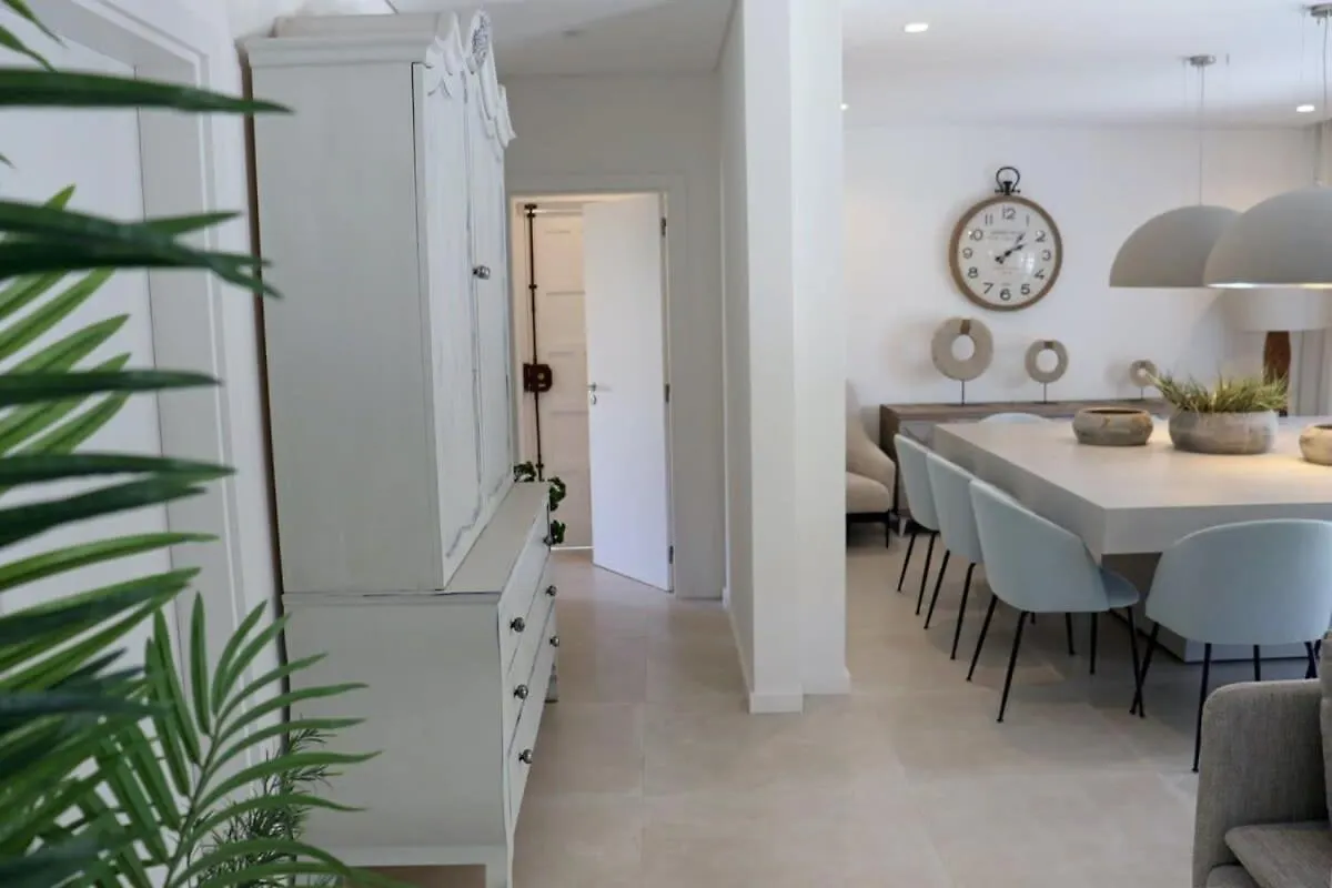 Holiday home Villa Hibiscus, Great Location In Vilamoura, Lush Green Lawns And Garden Quarteira Portugal
