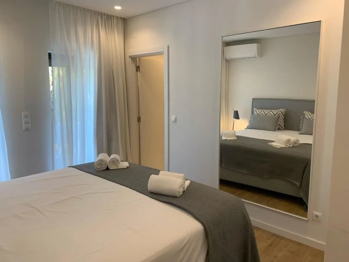 Villa Hibiscus, Great Location In Vilamoura, Lush Green Lawns And Garden Quarteira Holiday home